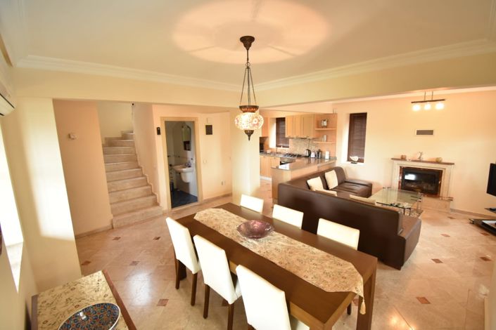 Image No.10-3 Bed Villa for sale