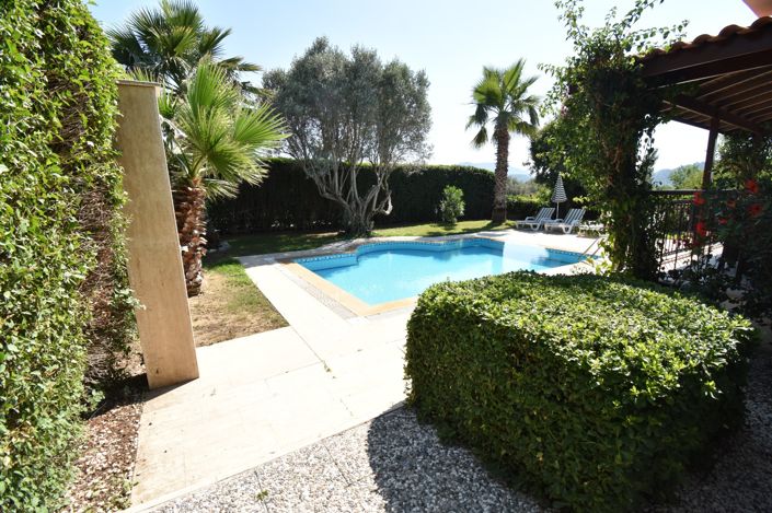 Image No.2-3 Bed Villa for sale