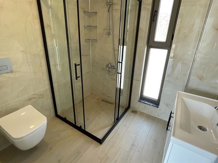 Image No.18-3 Bed Villa for sale