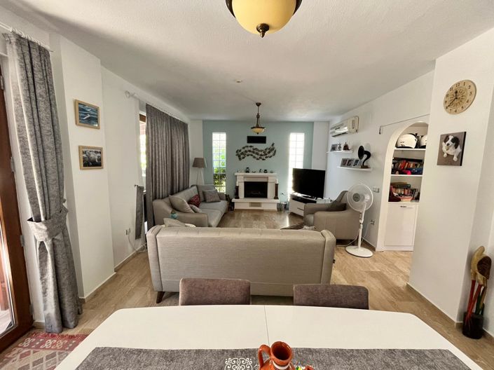 Image No.7-3 Bed Villa for sale