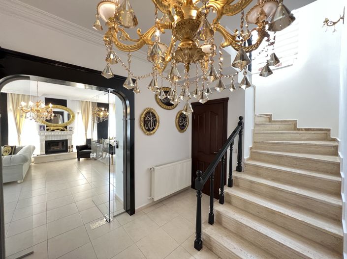 Image No.12-3 Bed Villa for sale