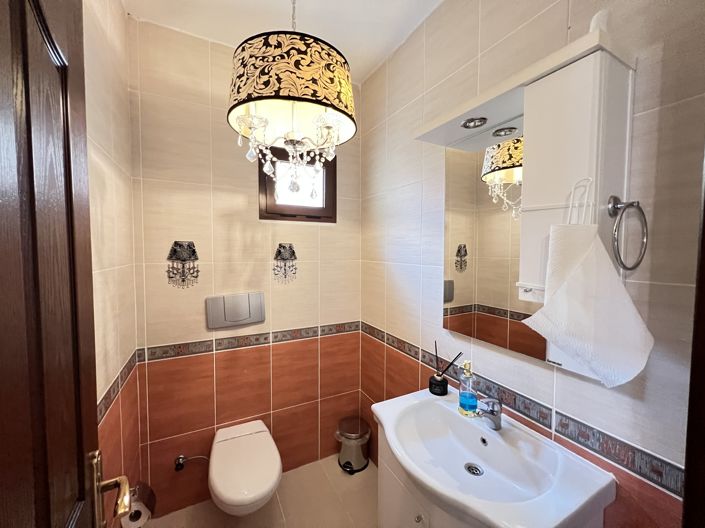 Image No.14-3 Bed Villa for sale