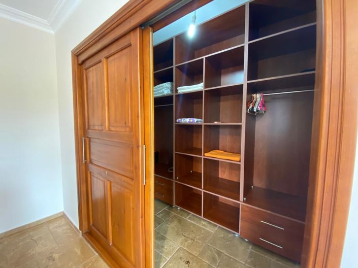 Image No.16-4 Bed Villa for sale