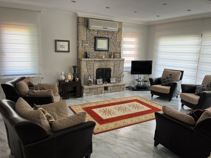 Image No.6-4 Bed Villa for sale