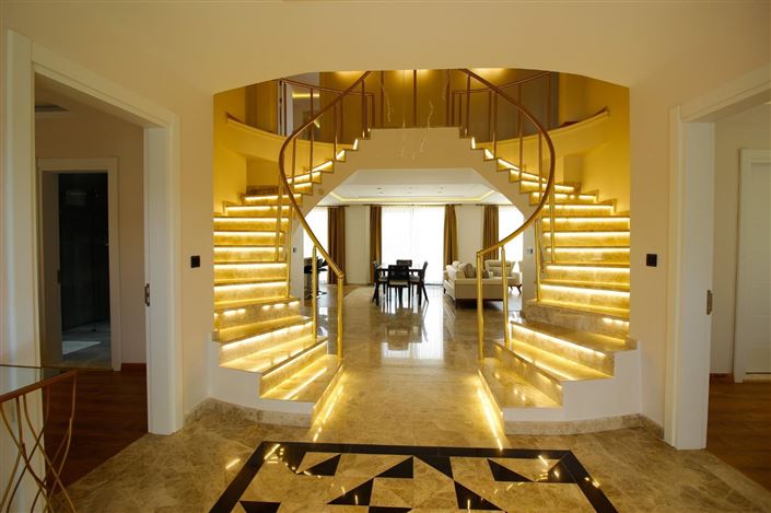 Image No.8-5 Bed Villa for sale