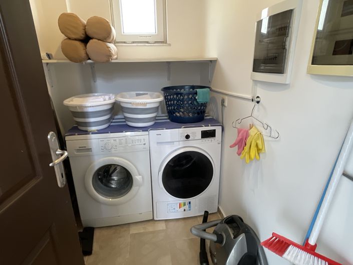 Image No.10-4 Bed Villa for sale