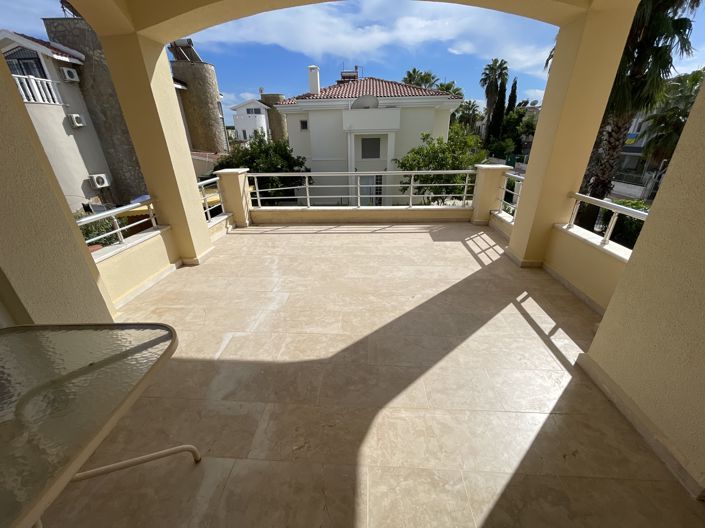 Image No.21-4 Bed Villa for sale