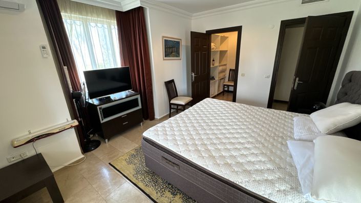 Image No.20-4 Bed Villa for sale