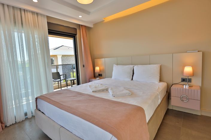 Image No.13-3 Bed Villa for sale