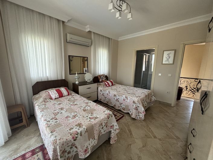 Image No.14-2 Bed Villa for sale