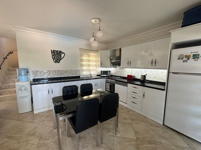 Image No.8-2 Bed Villa for sale