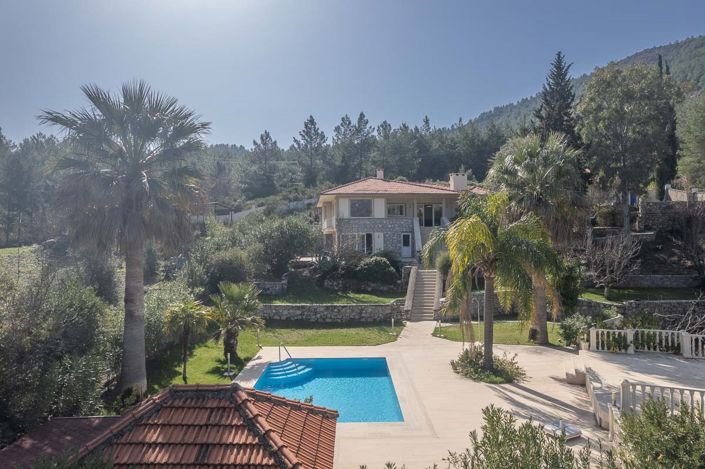 Image No.1-4 Bed Villa for sale