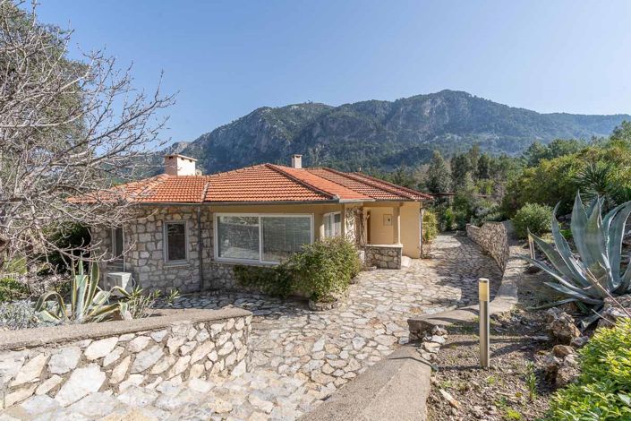 Image No.24-4 Bed Villa for sale