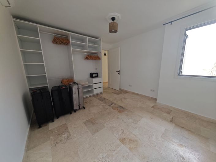 Image No.18-3 Bed Villa for sale