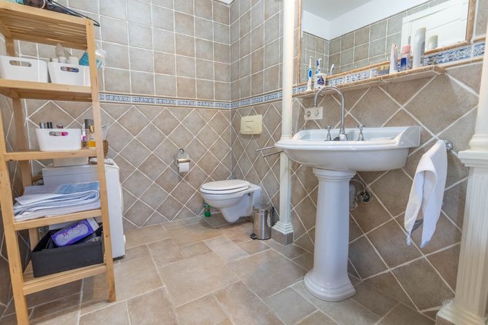 Image No.22-3 Bed Apartment for sale