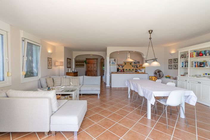 Image No.9-3 Bed Apartment for sale