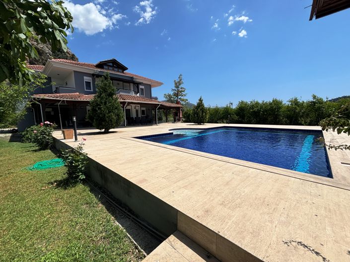 Image No.19-4 Bed Villa for sale