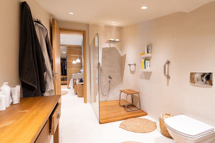 Image No.24-3 Bed Apartment for sale