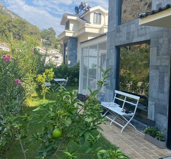 Image No.18-4 Bed Villa for sale