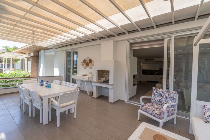 Image No.14-3 Bed Apartment for sale