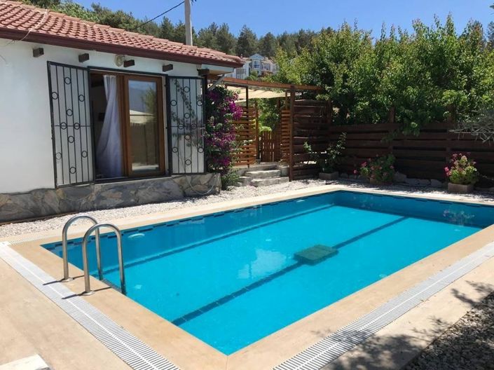 Image No.2-2 Bed Bungalow for sale