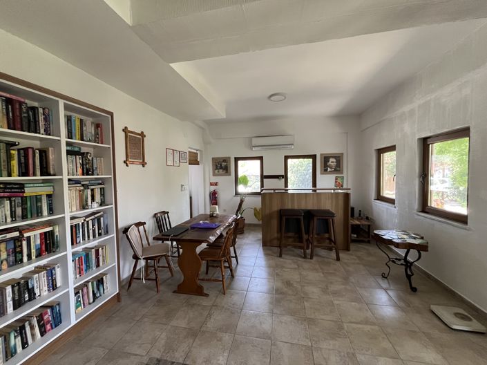 Image No.5-10 Bed Hotel for sale