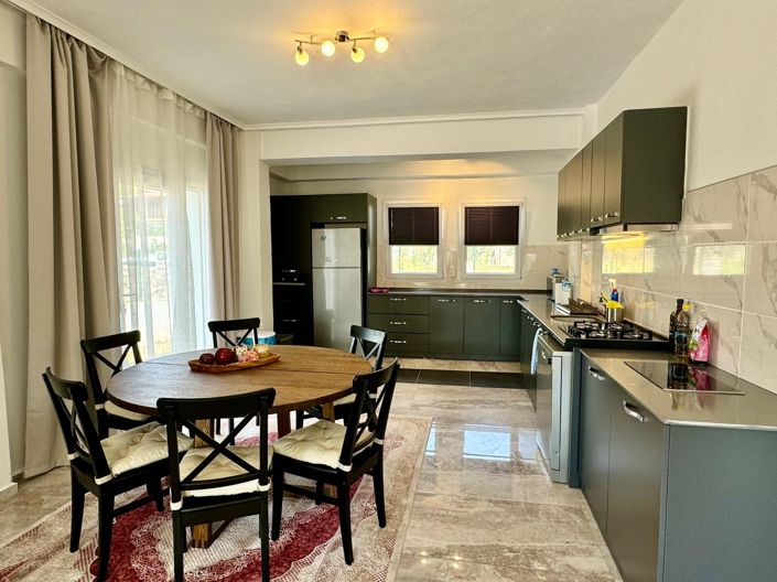 Image No.7-3 Bed Villa for sale