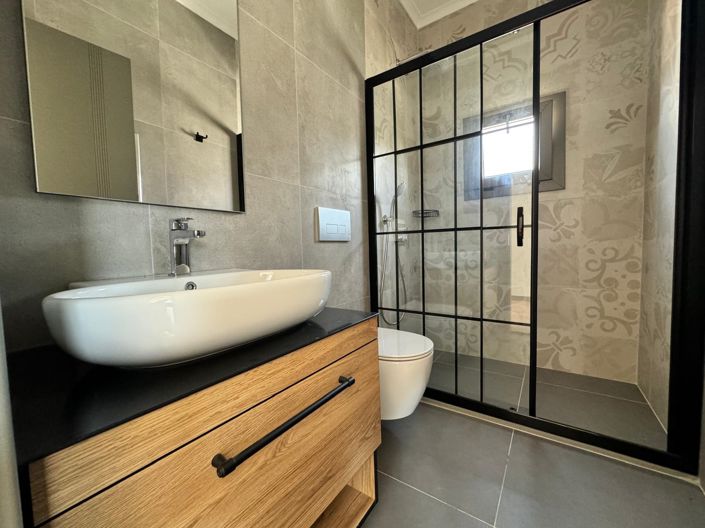 Image No.14-3 Bed Villa for sale