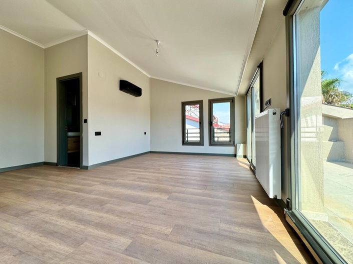 Image No.16-3 Bed Villa for sale