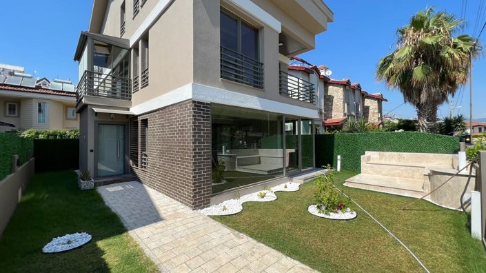 Image No.2-3 Bed Villa for sale