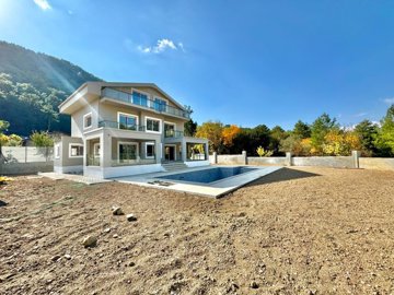 Modern Fethiye Villa For Sale In Uzumlu – Vast private plot
