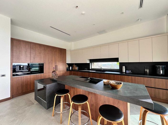 Image No.6-3 Bed Villa for sale