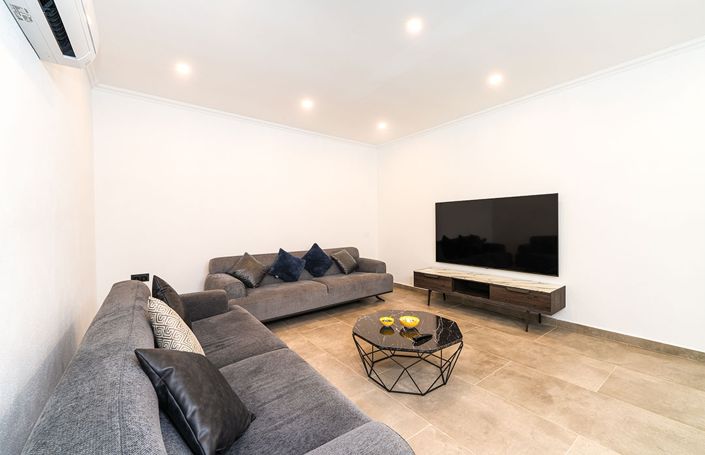 Image No.20-5 Bed Villa for sale