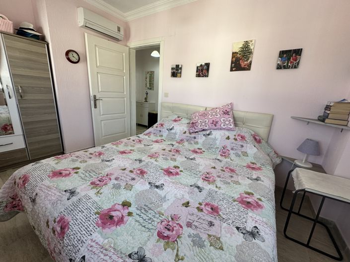 Image No.20-3 Bed Villa for sale