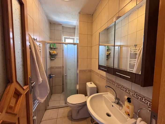 Image No.19-2 Bed Apartment for sale