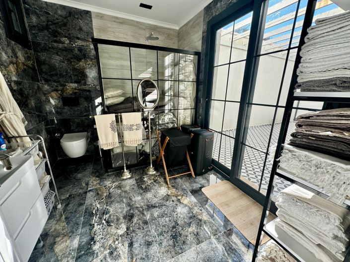 Image No.14-3 Bed Villa for sale