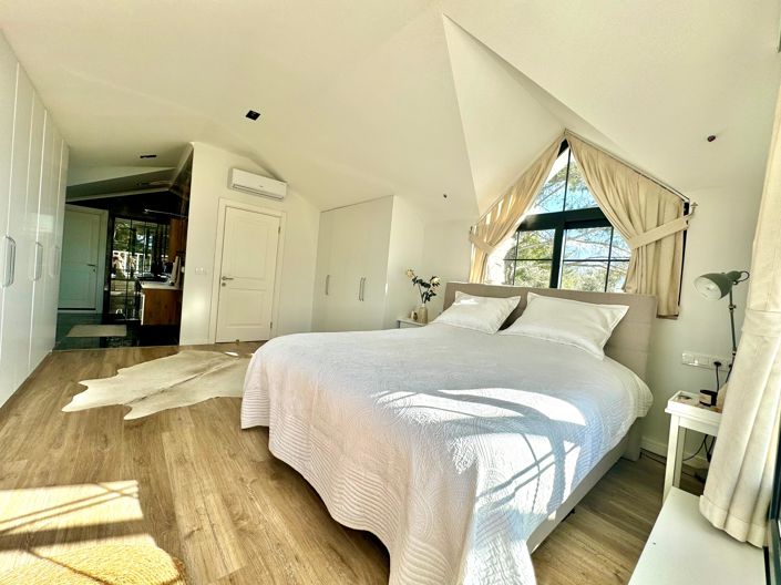 Image No.21-3 Bed Villa for sale