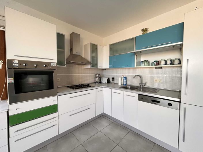 Image No.10-2 Bed Apartment for sale