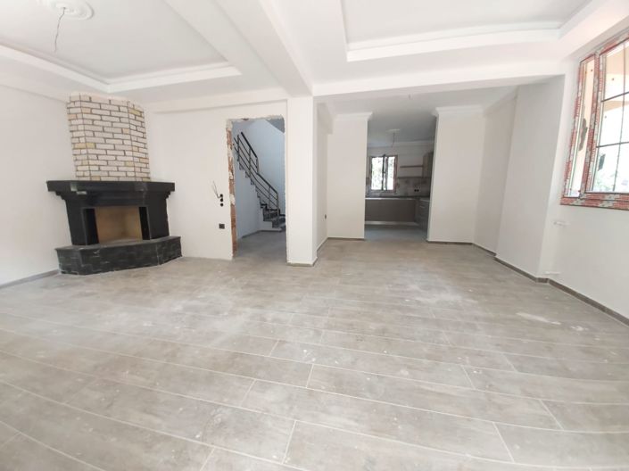 Image No.4-4 Bed Villa for sale