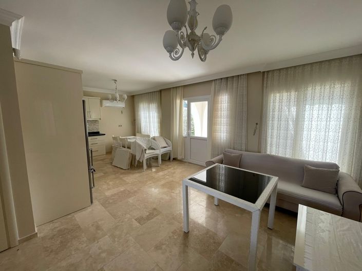 Image No.4-2 Bed Villa for sale