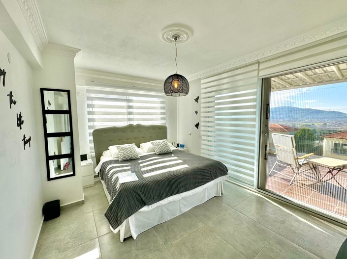 Image No.20-5 Bed Villa for sale