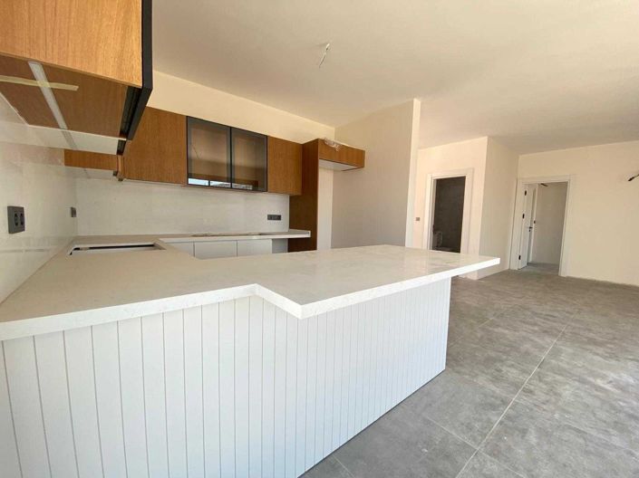 Image No.11-4 Bed Villa for sale