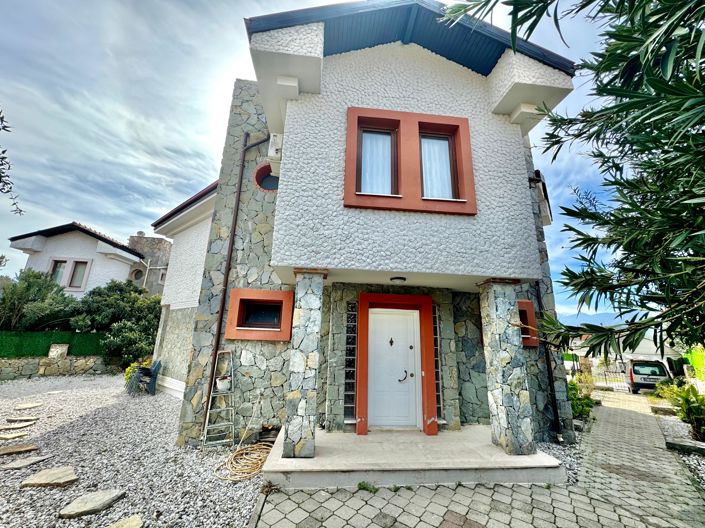 Image No.3-4 Bed Villa for sale