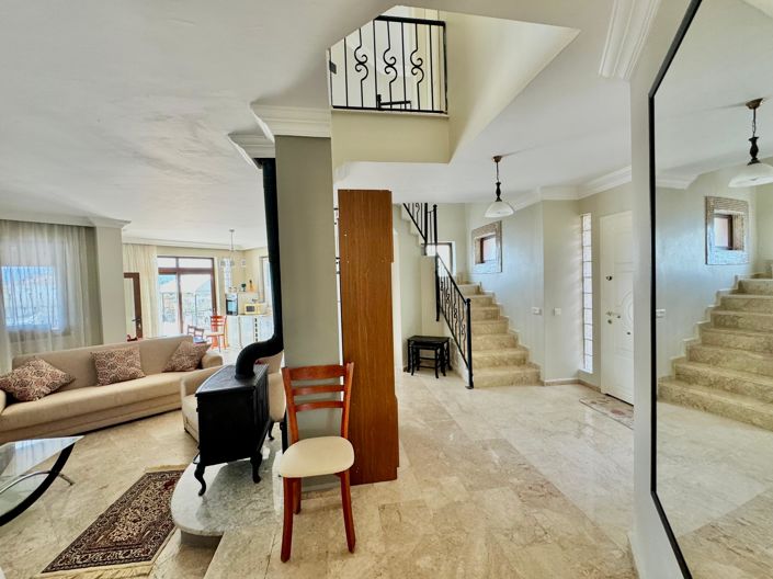 Image No.4-4 Bed Villa for sale