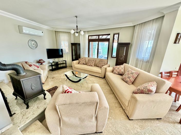 Image No.6-4 Bed Villa for sale