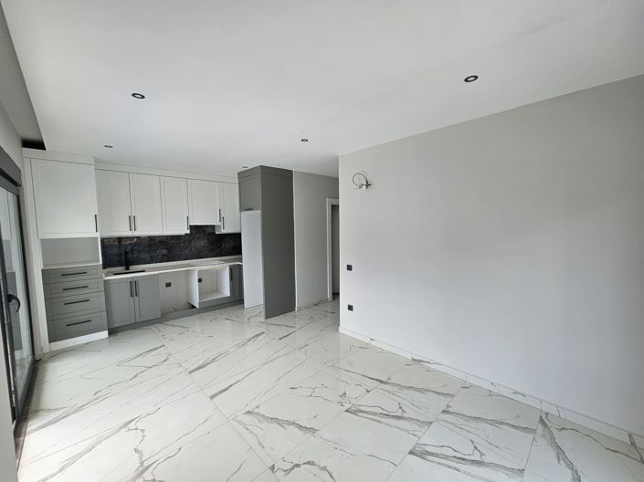 Image No.9-1 Bed Apartment for sale