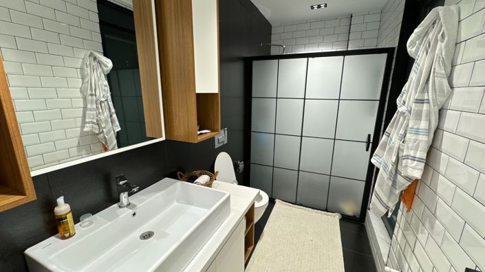 Image No.11-6 Bed Villa for sale