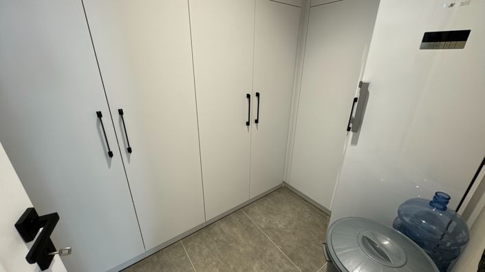 Image No.19-6 Bed Villa for sale