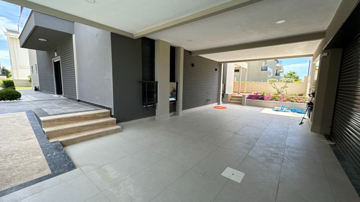 Image No.26-6 Bed Villa for sale