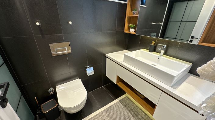 Image No.9-6 Bed Villa for sale